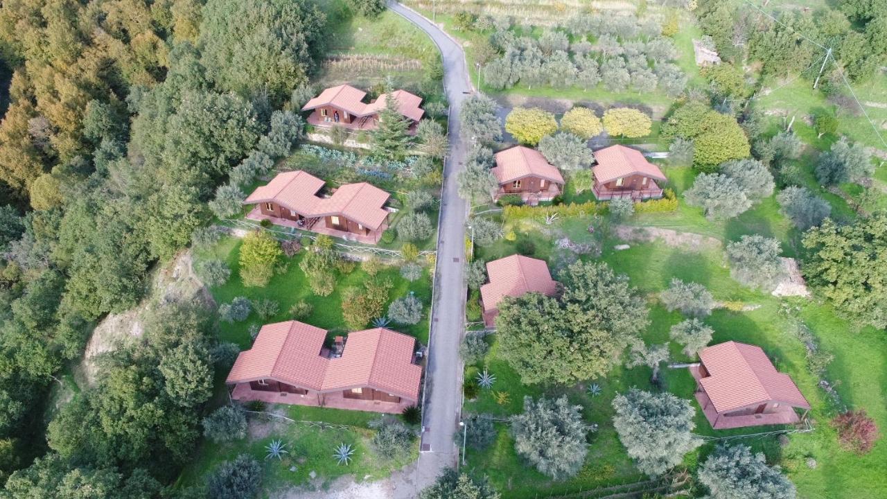 Agriturismo San Cataldo Motta Camastra Luaran gambar