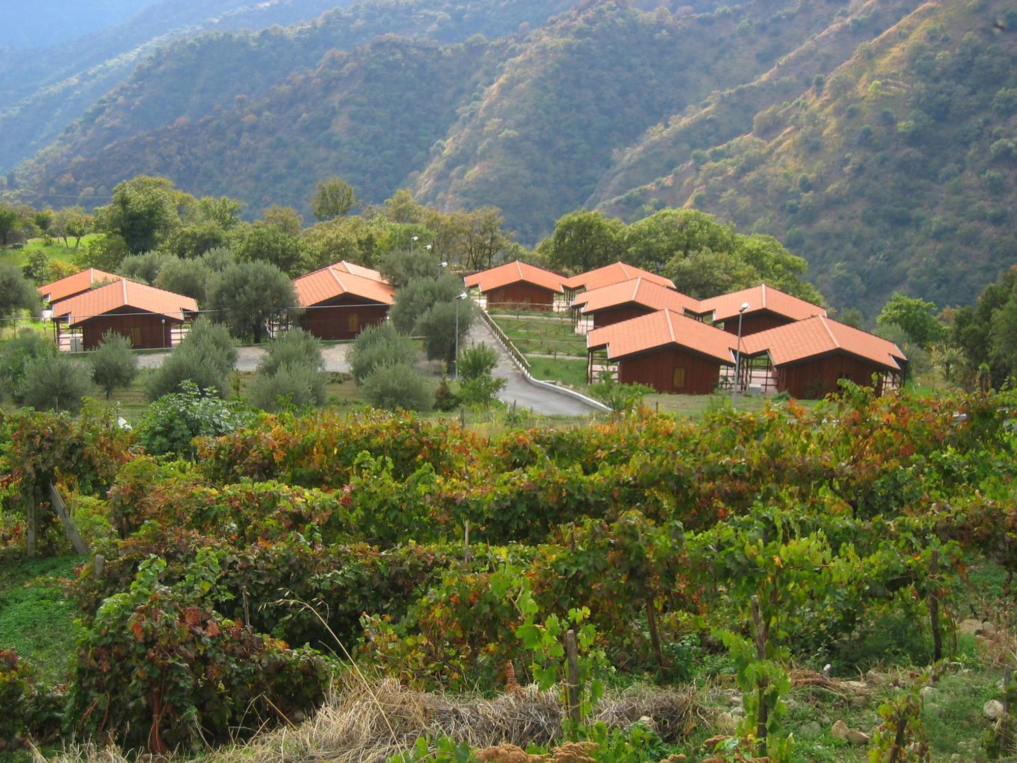 Agriturismo San Cataldo Motta Camastra Luaran gambar