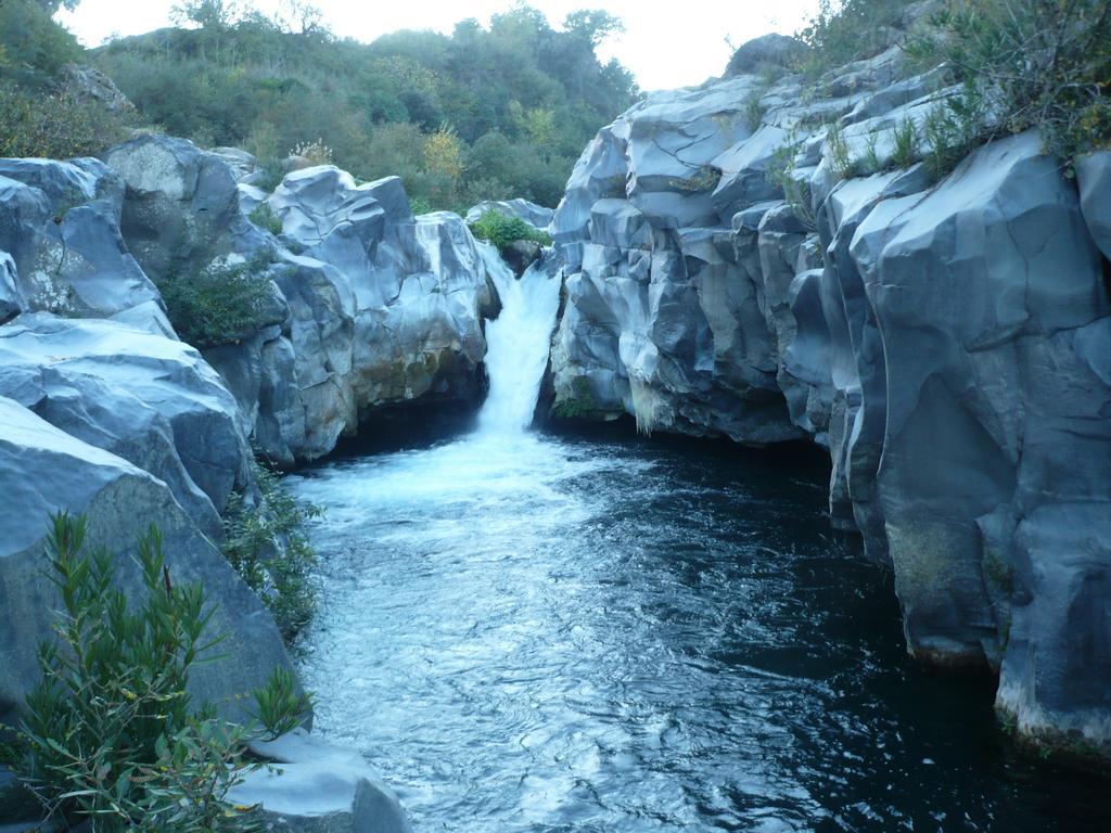 Agriturismo San Cataldo Motta Camastra Luaran gambar